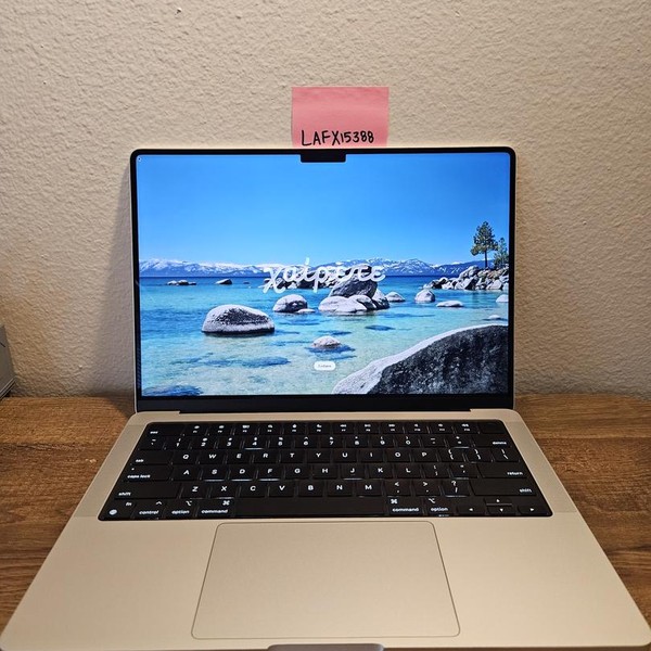 MacBook Pro 2024 - 14 inch - 512 GB, Silver, 16 GB, Apple M4