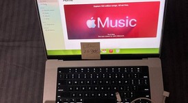 Good
													MacBook Pro 2023 - 16" - Apple M2 Pro 12-core, Silver, 1 TB, 16 GB, photo 3 of 11