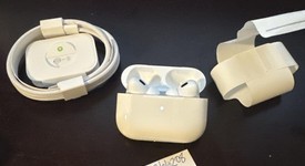 Used
													Apple AirPods Pro 2nd Gen - USB-C, photo 1 of 1