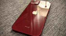 Mint
													Apple iPhone 13 - Unlocked, Red, 128 GB, A2482, photo 3 of 6