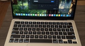 Mint
													MacBook Air 2025 (M4) - 13" - Apple M4, Silver, 256 GB, 16 GB, photo 3 of 9