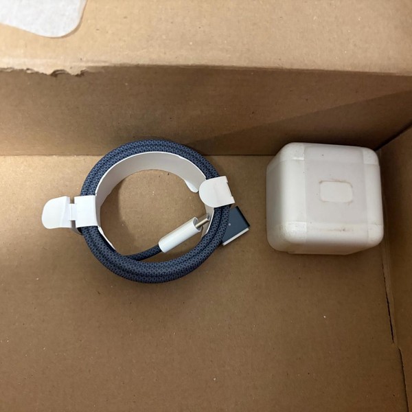 MacBook Air 2024 (M3) - 15 inch - 512 GB, Midnight, 16 GB, Apple M3, 10-core GPU