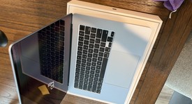Mint
													MacBook Air 2025 (M4) - 15" - Apple M4, Sky Blue, 1 TB, 32 GB, photo 1 of 18