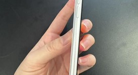 Good
													Apple iPhone SE 2nd Gen 2020 - Unlocked, White, 128 GB, A2275, photo 4 of 8