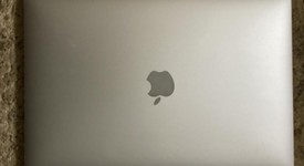 Good
													MacBook Pro 2018 (With Touch Bar) - 13" - I7, Gray, 1 TB, 16 GB, photo 1 of 8