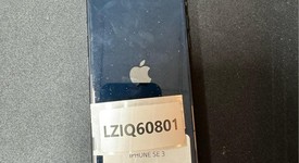 Fair
													Apple iPhone SE 3rd Gen 2022 - Unlocked, Midnight, 64 GB, A2595, photo 1 of 6