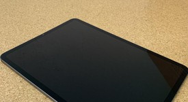 Good
													Apple iPad Pro 11" 3rd Gen 2021 - Unlocked, Gray, 256 GB, photo 5 of 5