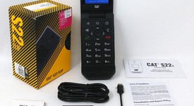 Mint
													Caterpillar Cat S22 Flip - T-Mobile, Black, 16 GB, 2 GB, photo 4 of 13