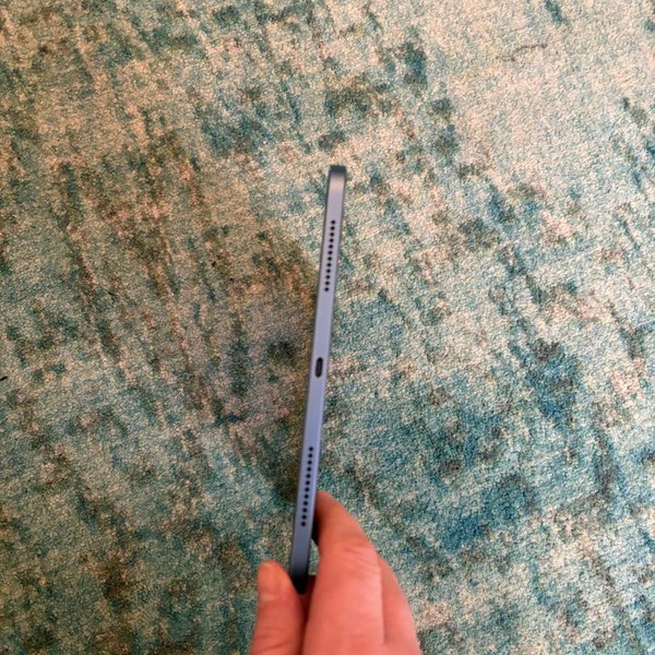 Apple iPad 10th Gen - Wi-Fi, 64 GB, Blue, A2696