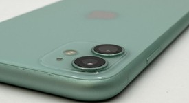 Fair
													Apple iPhone 11 - Unlocked, Green, 64 GB, A2111, photo 4 of 8