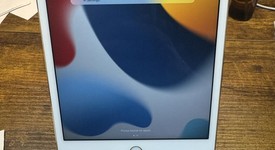 Good
													Apple iPad Mini 4 - Wi-Fi, Gold, 128 GB, photo 1 of 3