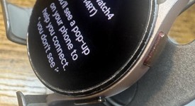 Fair
													Samsung Galaxy Watch4 - Unlocked, Gold, 40mm, photo 2 of 6