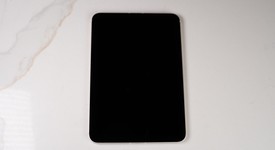 Good
													Apple iPad Mini 6th Gen - Unlocked, Gray, 64 GB, A2568, photo 3 of 9