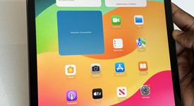 Mint
													Apple iPad 7th Gen - Unlocked, Gray, 128 GB, A2200, photo 2 of 14