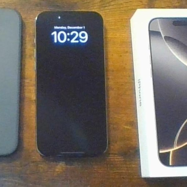 Apple iPhone 16 Pro Max - Unlocked, 256 GB, Natural, A3084