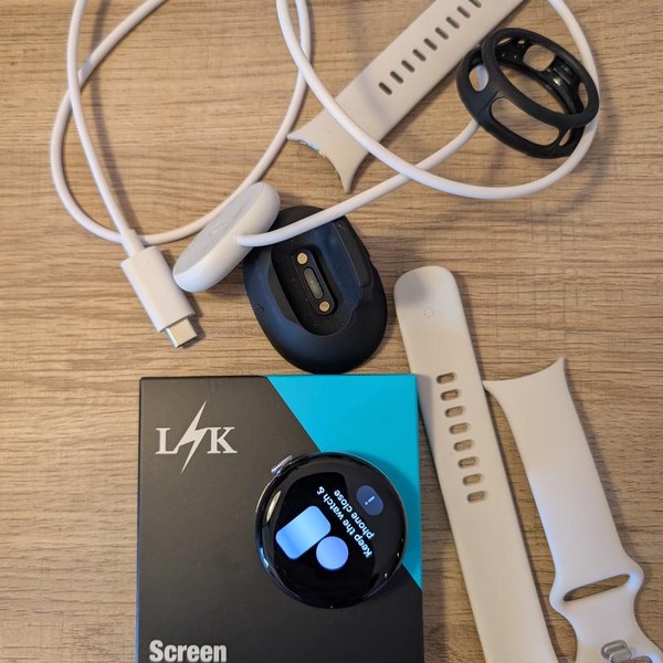 Google Pixel Watch 4 - Wi-Fi, Silver, 41mm