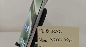 Mint
													Vivo X200 Pro - Unlocked Non-US, Titanium, 512 GB, 16 GB, photo 3 of 6