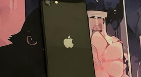 Good
													Apple iPhone SE 2nd Gen 2020 - Unlocked, Black, 64 GB, A2275, photo 3 of 6