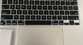 Good
													MacBook Air 2025 (M4) - 15" - Apple M4, Silver, 512 GB, 16 GB, photo 2 of 11