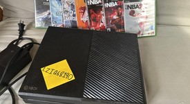 Good
													Xbox One (2013) - Black, 1 TB, photo 1 of 3