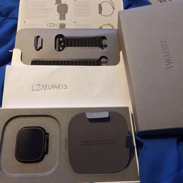 Apple Watch Ultra 3 49mm - Unlocked, Black, A3281