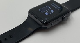 Good
													Apple Watch Series 3 42mm - Gray, A1859, Aluminum - GPS, photo 3 of 8