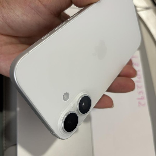 Apple iPhone 16 - Unlocked, 128 GB, White, A3081