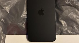 Mint
													Apple iPhone 16 Plus - Unlocked, Black, 128 GB, A3082, photo 3 of 10