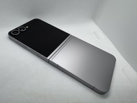 Samsung Galaxy Z Flip6