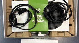 Mint
													Xbox Series S (2020) - White, 512 GB, photo 2 of 13