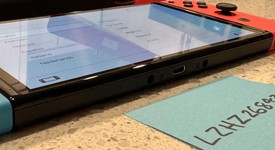 Mint
													Nintendo Switch - OLED - Red & Blue, 64 GB, photo 4 of 8