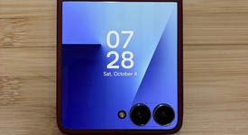 Good
													Samsung Galaxy Z Flip7 - Unlocked, Blue Shadow, 512 GB, 12 GB, SM-F766U1, photo 2 of 11