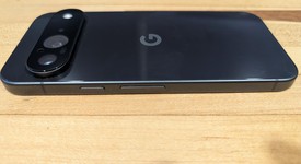 Good
													Google Pixel 9 - Unlocked, Obsidian, 128 GB, 12 GB, G2YBB, photo 5 of 8