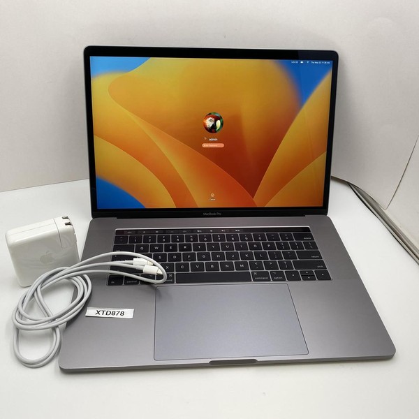 MacBook Pro 2017 (With Touch Bar) - 15 inch - 256 GB, Gray, 16 GB, Intel Core i7
