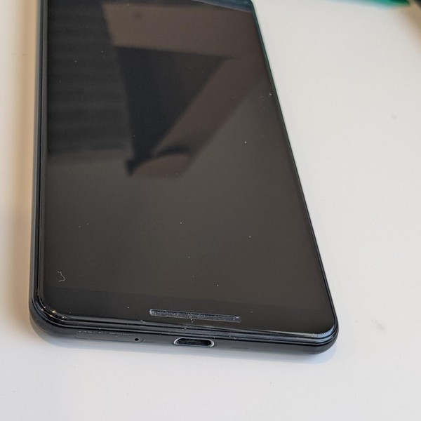 Google Pixel 2 - Unlocked, Black, 128 GB, Google Edition