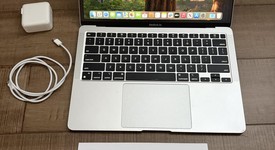 Fair
													MacBook Air 2020 - 13" - Apple M1, Silver, 256 GB, 8 GB, photo 1 of 9