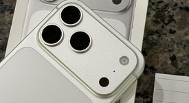 Good
													Apple iPhone 17 Pro Max - Unlocked, Silver, 2 TB, A3257, photo 1 of 7