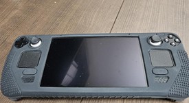 Good
													Steam Deck - AMD, Black, 512 GB, 16 GB, photo 1 of 12