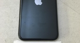 Good
													Apple iPhone SE 2nd Gen 2020 - Unlocked, Black, 64 GB, A2275, photo 3 of 8