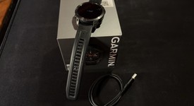 Good
													Garmin epix Gen 2 - Black, Sapphire, photo 5 of 8
