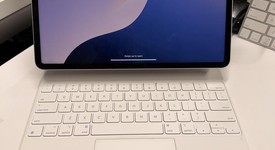Good
													Apple iPad Pro 12.9" 6th Gen 2022 - Unlocked, Silver, 512 GB, photo 1 of 10