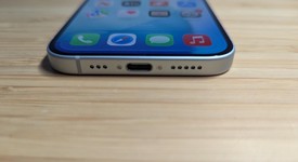 Good
													Apple iPhone 15 - Verizon, Blue, 128 GB, A2846, photo 3 of 12