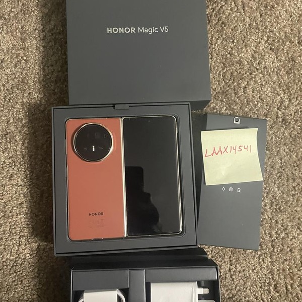 Honor Magic V5 - Unlocked Non-US, Brown, 512 GB, 16 GB