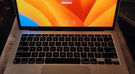 Good
													MacBook Air 2020 - 13" - Apple M1, Silver, 256 GB, 16 GB, photo 1 of 10