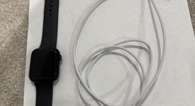 Mint
													Apple Watch SE 2nd Gen 44mm - Unlocked, Midnight, A2727 - Cellular, Aluminum, photo 2 of 7