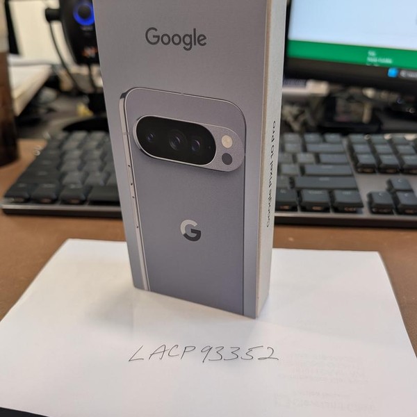 Google Pixel 10 Pro - Unlocked, 128 GB, Moonstone, G4QUR