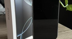 Mint
													Apple iPhone 16 Pro - Unlocked, White, 128 GB, A3083, photo 3 of 9