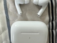 Apple AirPods Pro 2nd Gen