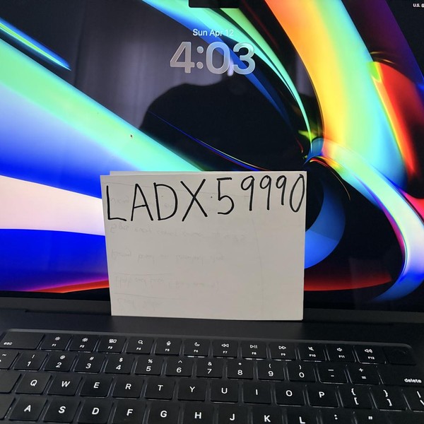 MacBook Air 2025 (M4) - 15 inch - 512 GB, Midnight, 24 GB, Apple M4