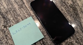 Good
													Google Pixel 9 Pro - Verizon, Obsidian, 128 GB, 16 GB, GR83Y, photo 4 of 9